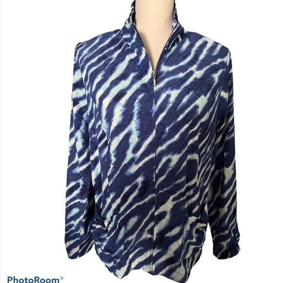 SALE Zenergy by Chico’s Blue Tiger Zip Jacket Sz S - Picture 1 of 5